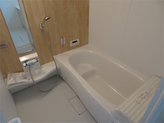 狛江市駒井町３丁目のアパートの浴室