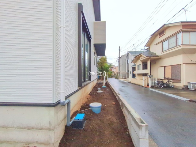【新築分譲住宅】川越市むさし野1期の前面道路含む現地写真