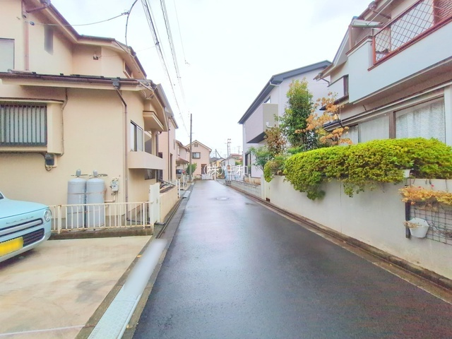 【新築分譲住宅】川越市むさし野1期の前面道路含む現地写真