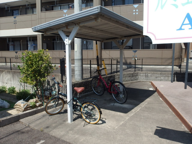 ルミエールＡ（洞）のその他共用部分