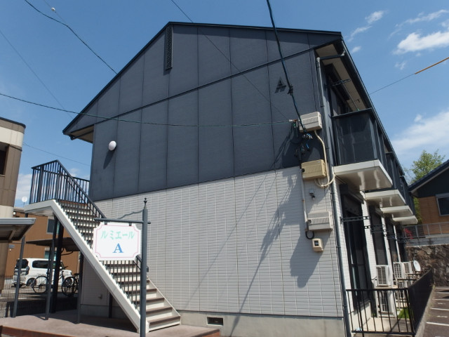 ルミエールＡ（洞）の外観