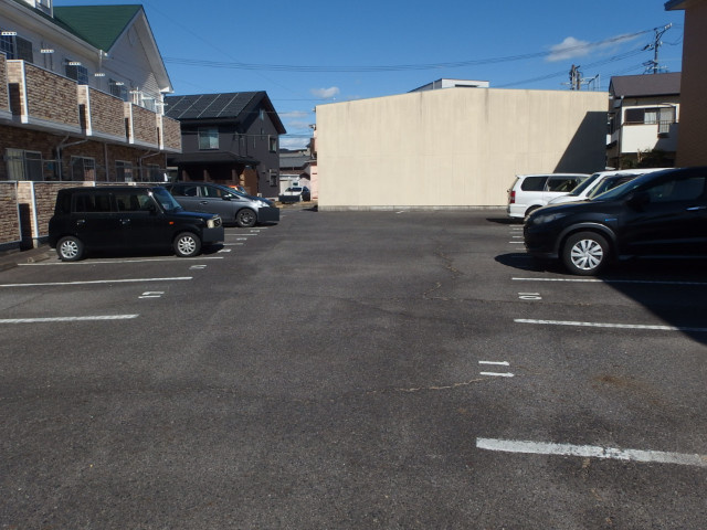 リベルテコートＹ’ｓの駐車場