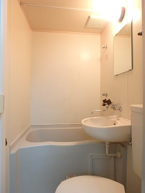 タウンコートの浴室