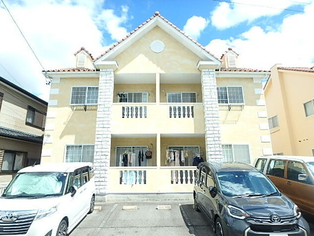 ラーラＹ・Ｓの外観