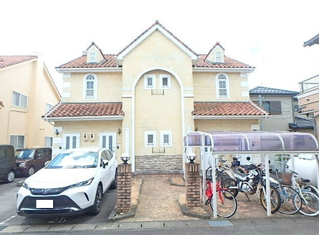 ラーラＹ・Ｓの外観