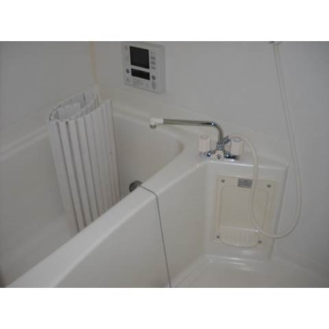 ラーラＹ・Ｓの浴室