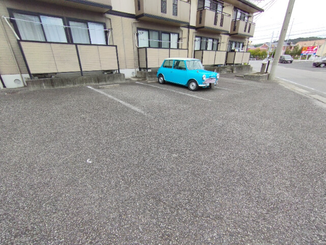ＨＫガーデンＡの駐車場
