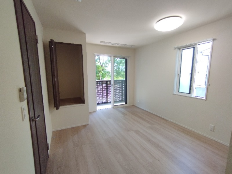 パークサイド柱Ⅱの居間・リビング