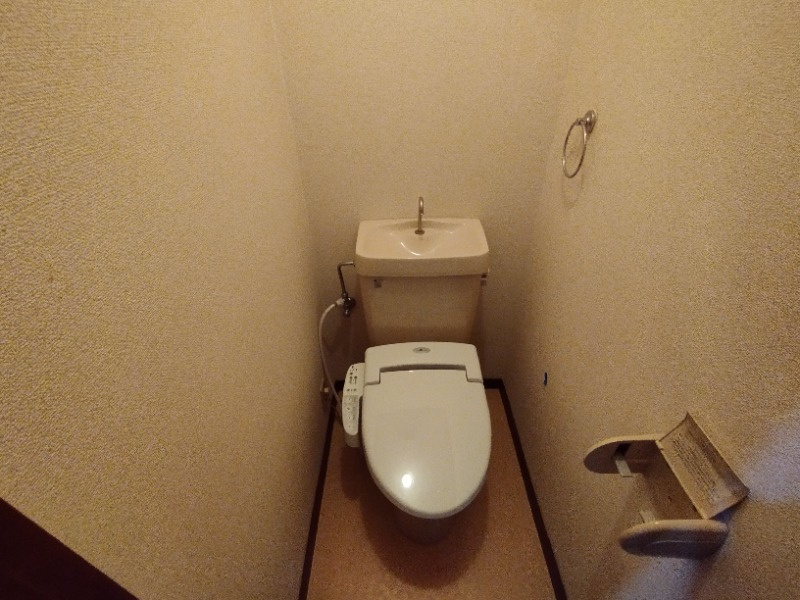 コーポラスウイングのトイレ