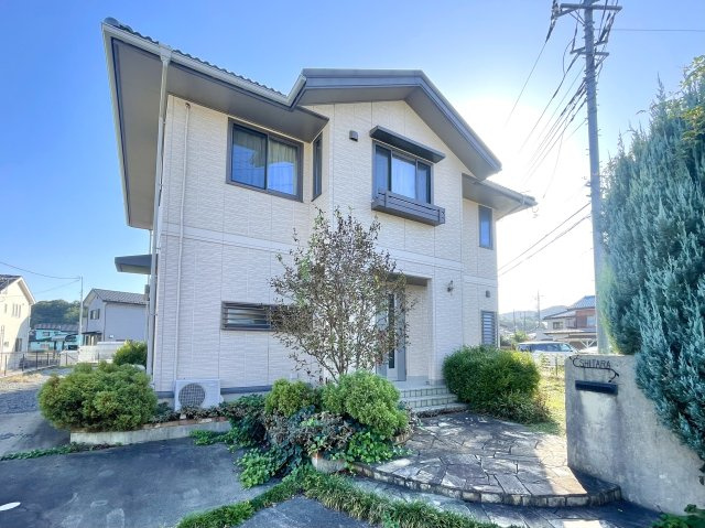 【中古戸建】高崎市上大島町の外観|■外観｜閑静な住宅街で始める新しい暮らし♪開放的な毎日をあなたへ(^^♪