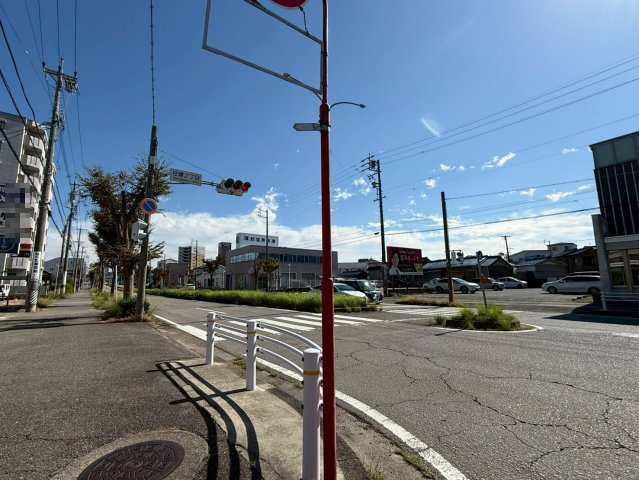 発知ビルの周辺