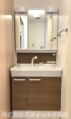 【洗面所】 | フラットリア春日 | 洗髪洗面化粧台
