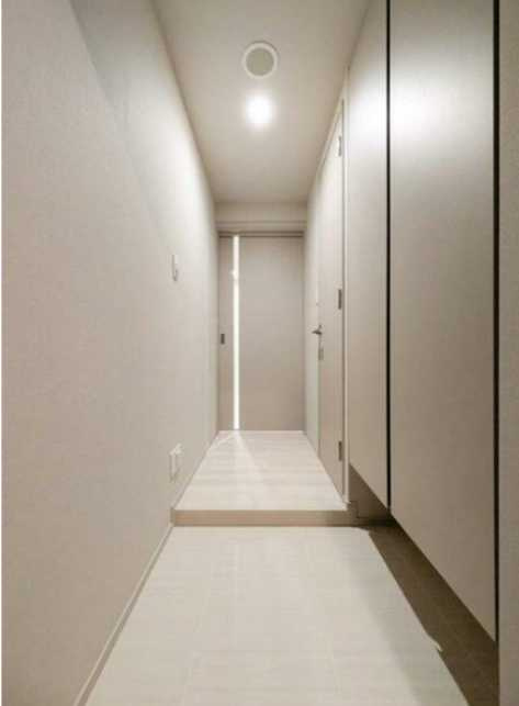 グレーシアフィット三軒茶屋　新築　ペット相談　駐車場の玄関