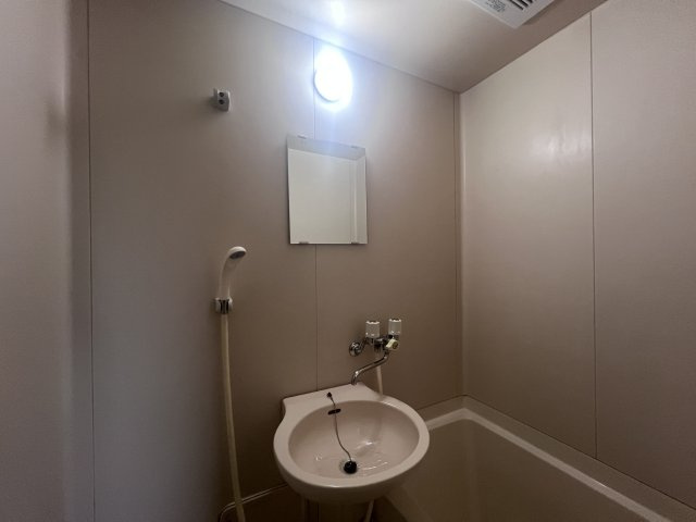 セオコート潤和の洗面所