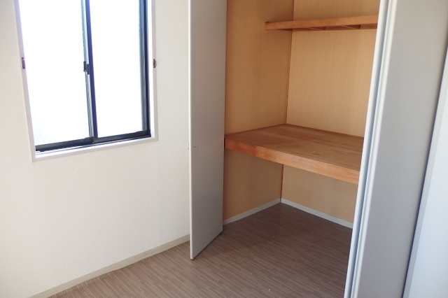 アネックス緑丘７の収納