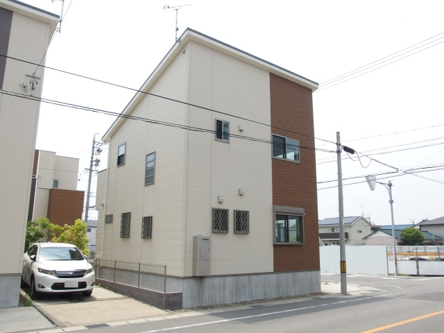 ヴィレッジ四ツ葉のクローバー