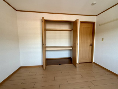 【駐車場】 | カノンⅡ | 駐車場があるので、車を買う予定の方も安心です