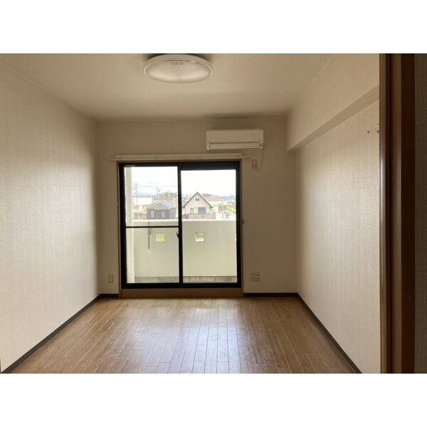 ノベルティGXの居間・リビング