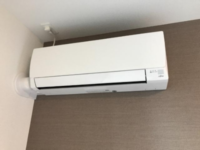 【設備】 | アルコバレーノ | エアコン