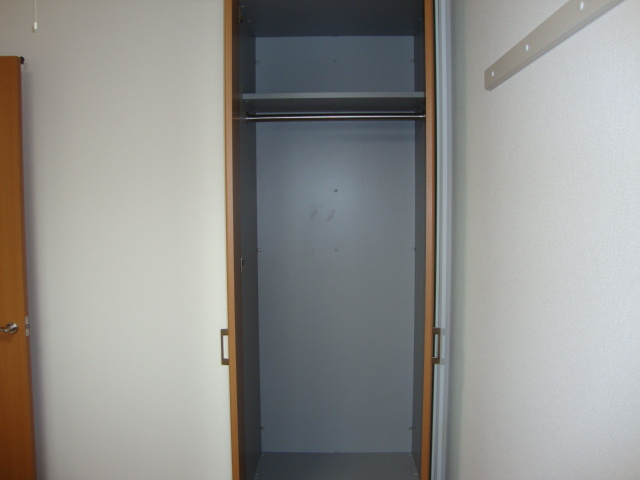 サンモール中島Ｂの収納|洋室　収納