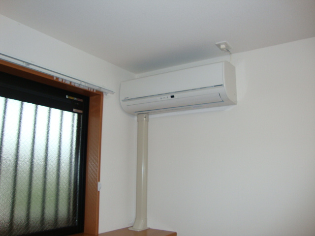 サンモール中島Ｂの設備|洋室　エアコン