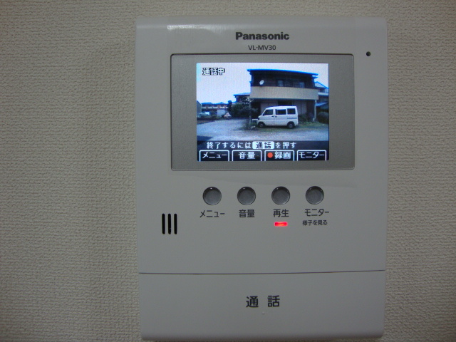 サンモール中島Ｂのセキュリティ|カメラ付インターホン