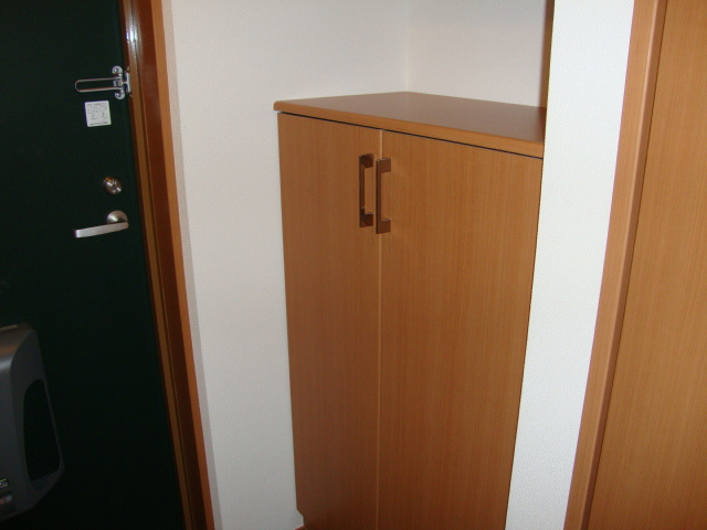 サンモール中島Ｂの収納|玄関収納