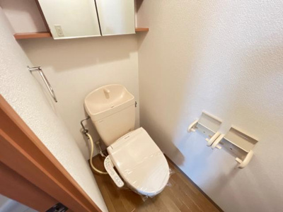 【トイレ】 | サンオーク | 温水洗浄機能付き暖房便座