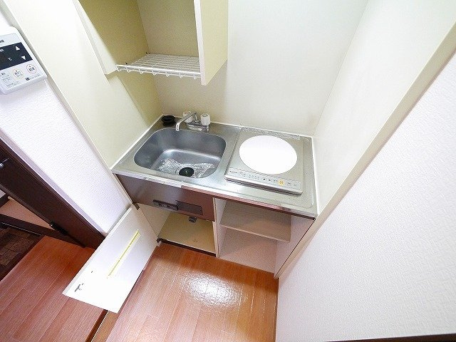 シティパレス西大寺北町Ｐ１のキッチン|お料理しやすいキッチンです