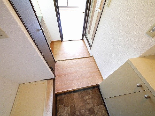 シティパレス西大寺北町Ｐ１の玄関|毎日通る玄関はこちらです