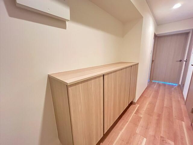 ニューコーポ港楽Ａ棟の玄関