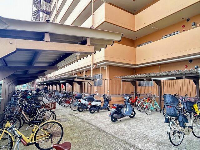 ニューコーポ港楽Ａ棟のその他