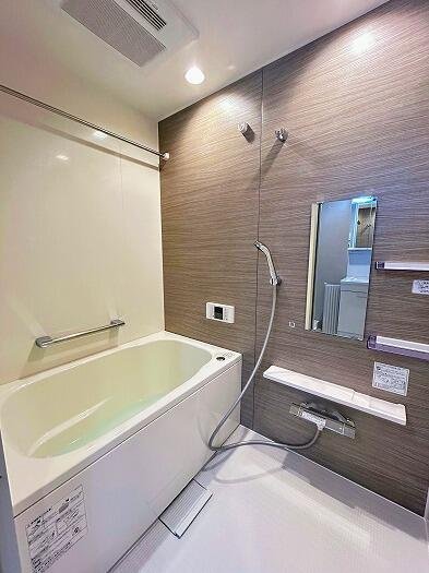 ニューコーポ港楽Ａ棟の浴室