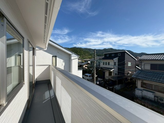 京都市伏見区醍醐古道町２号地のバルコニー