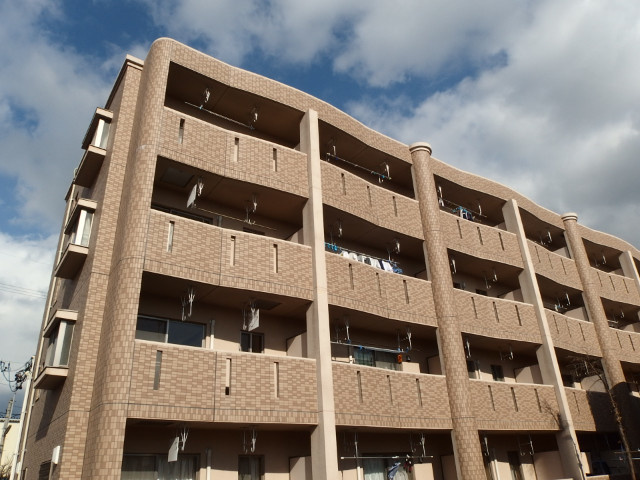 ラ・ペジブルの外観