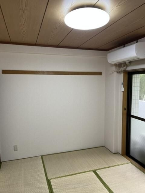 相模原市緑区下九沢の賃貸マンションの居間・リビング