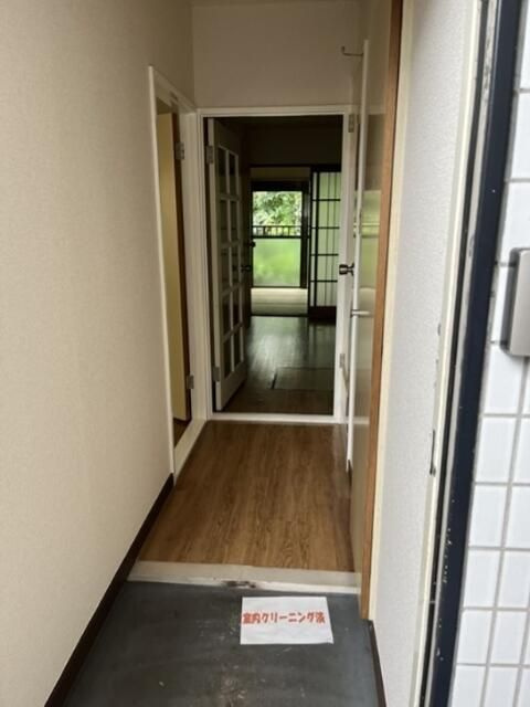 相模原市緑区下九沢の賃貸マンションの玄関