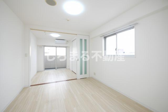 南堀江プライマリーワンの居間・リビング