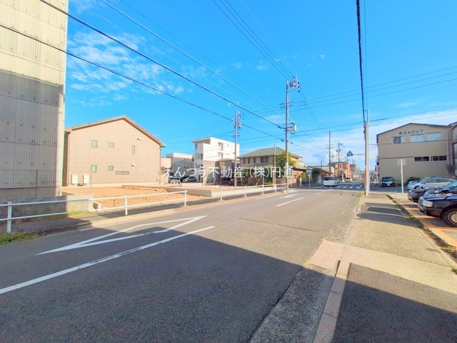 中割町1期の前面道路含む現地写真