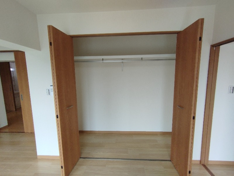 シャトー南の収納