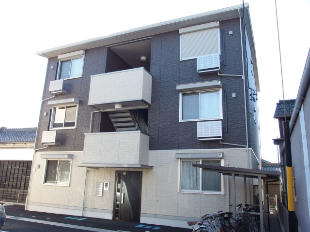 ハイツ岡崎柱　南棟の外観