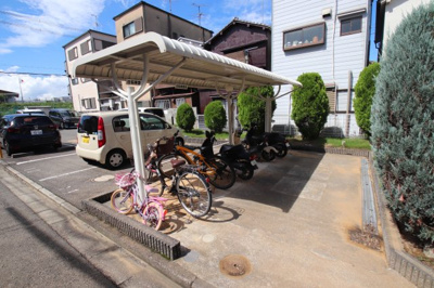 【その他共用部分】 | サンパティークメゾン | 駐輪場