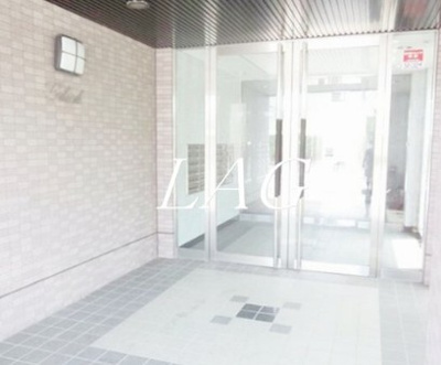 【エントランス】 | グリュック | エントランスです。