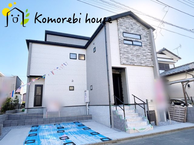 桶川市坂田　10期　新築一戸建て　ブルーミングガーデン　01