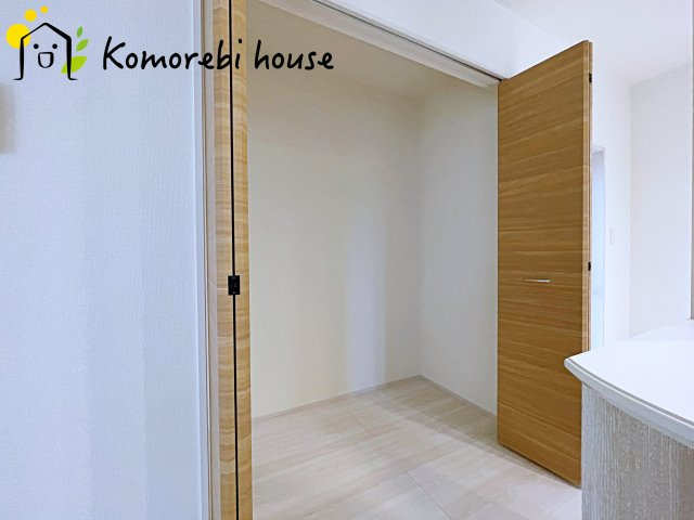 桶川市坂田　10期　新築一戸建て　ブルーミングガーデン　01の収納|10/31　撮影