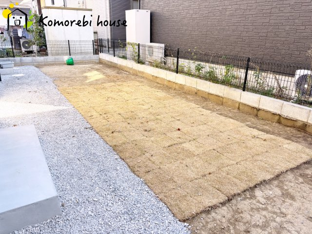 桶川市坂田　10期　新築一戸建て　ブルーミングガーデン　01の庭|10/31　撮影