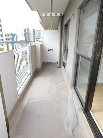 名古屋市熱田区花表町の中古マンションのバルコニー|◇バルコニー◇　　南面で陽当り良好なワイドバルコニー！