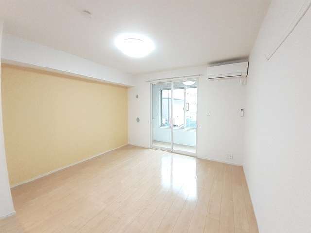 カーサ　ハルディン　ラグーナの居間・リビング|居室・リビング