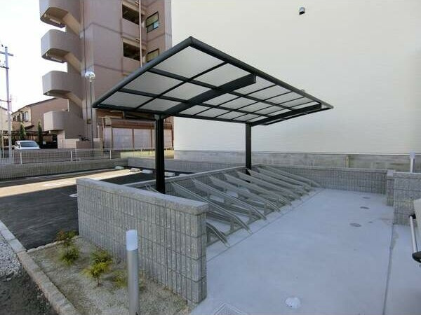 リブリ・ポーラスターナインのその他共用部分|自転車置き場です