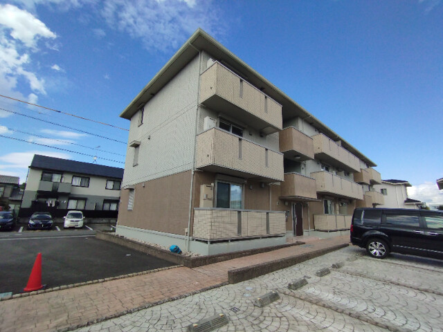 ブロッサムA棟の外観